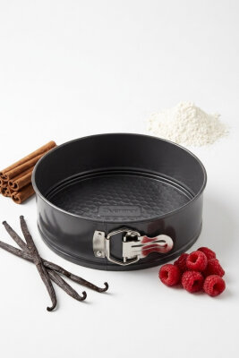 Cooker 20 cm Kelepçeli Kek Kalıbı CKR3562  - 12