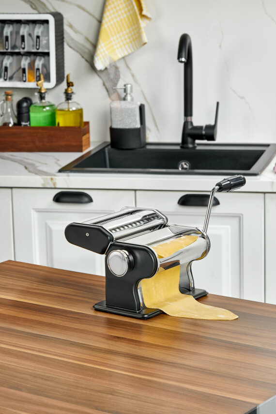Cooker 3 Fonksiyonlu Hamur Erişte Makarna Kesme Makinesi Siyah CKR3845 - 1